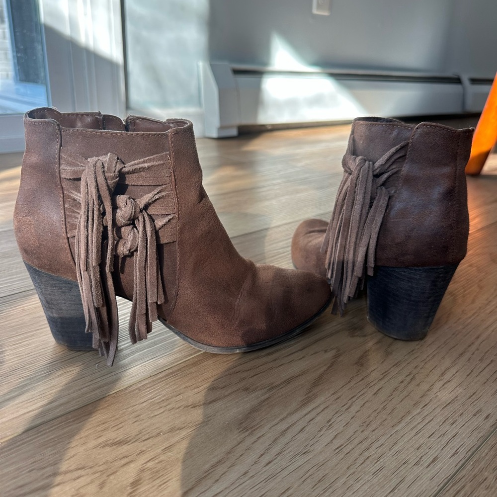 Fergalicious Brown Suede Fringe Ankle Boots size 8
